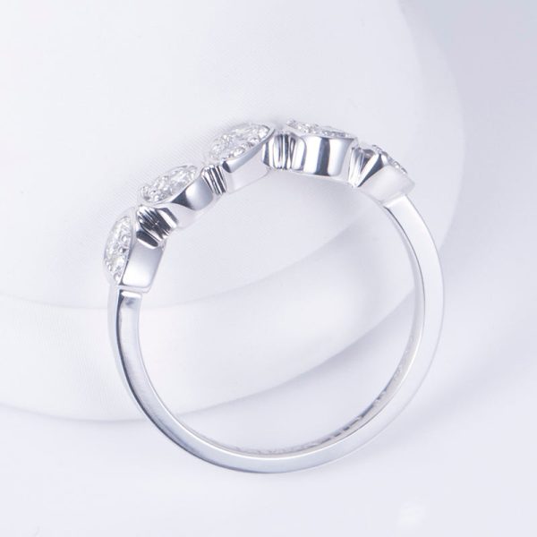 9 Stone Round Diamond Gold Band | 0.328 ct Fashion